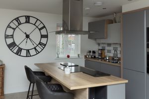 Photo 16- click for photo gallery